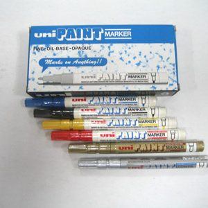 Sản phẩm viết sơn dầu UNI Marker